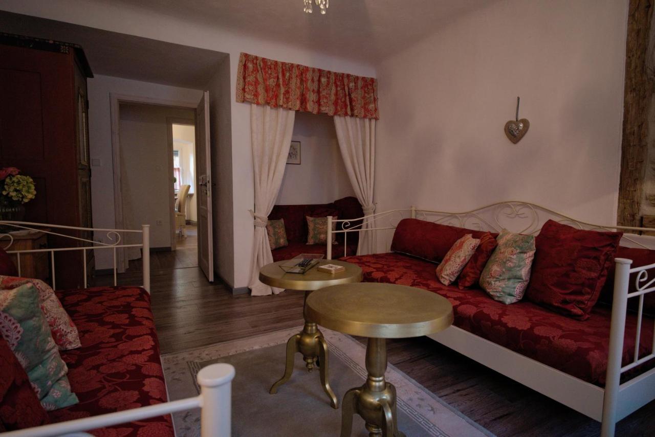Goldgemaeuer Appartements Ochsenfurt Zewnętrze zdjęcie