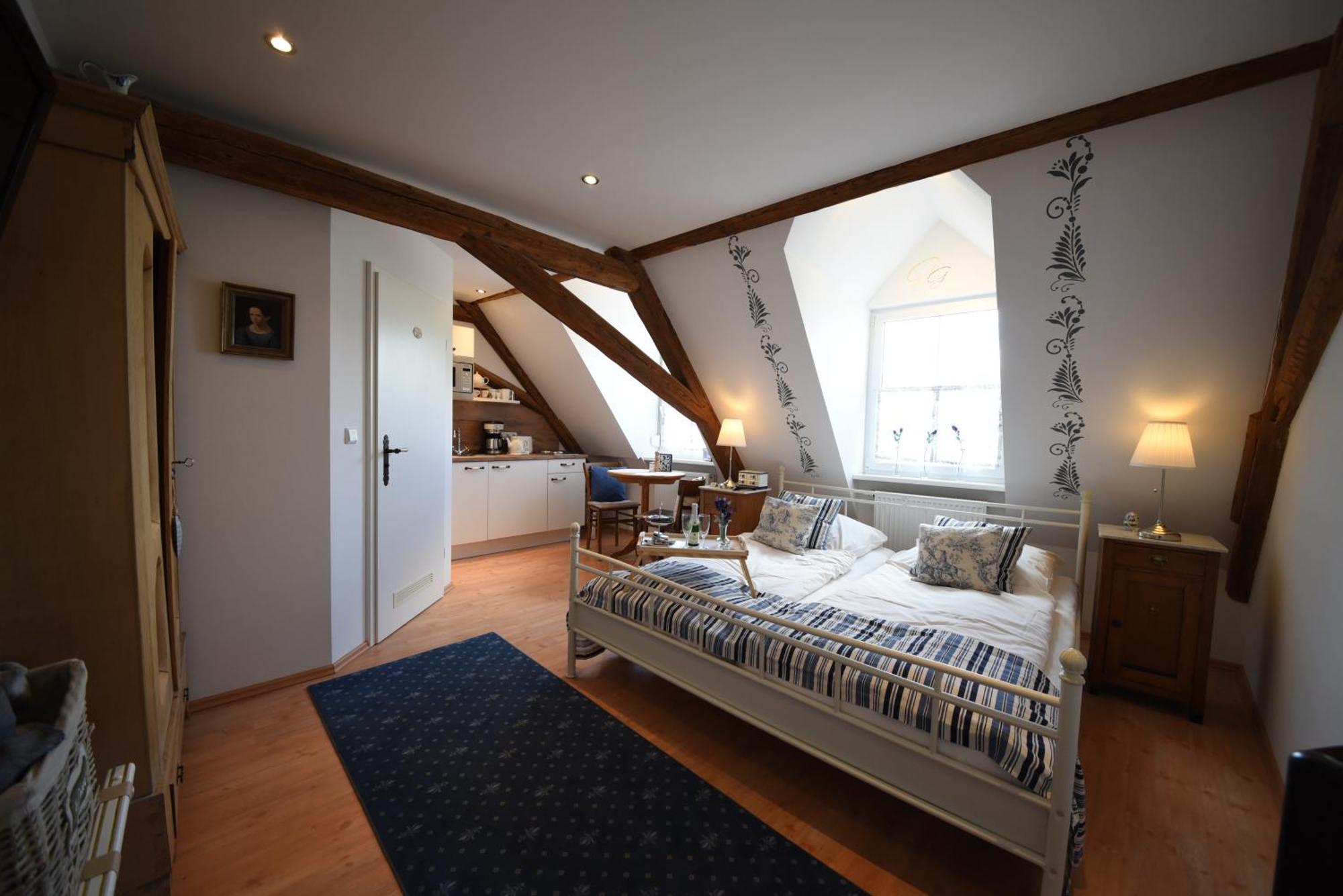 Goldgemaeuer Appartements Ochsenfurt Zewnętrze zdjęcie